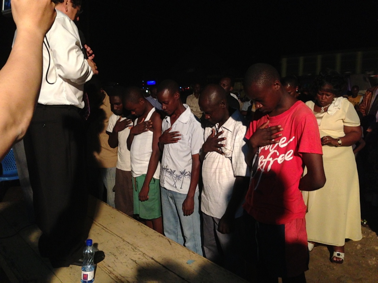 Leading souls to Christ – Open air crusade Mombasa, Kenya